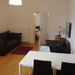 apartament-wybickiego.poznan-hotels.com/